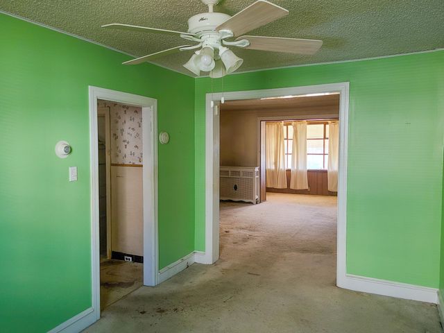 6445 DICKS AVE, Philadelphia, PA 19142