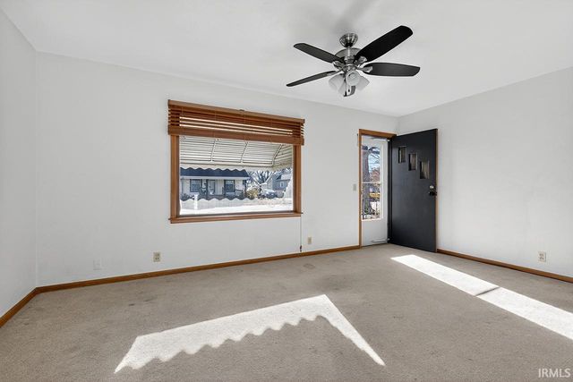 1205 West Avenue, Goshen, IN 46526