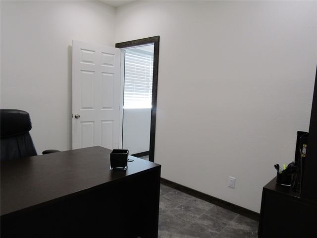 1324 N Main Street, Paris, TX 75460