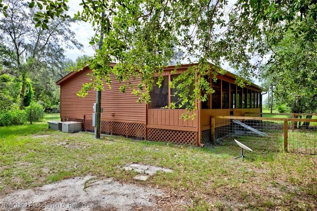 1202 Morgan Grice Road, Wauchula, FL 33873