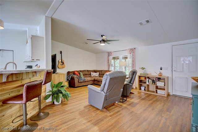 1202 Morgan Grice Road, Wauchula, FL 33873