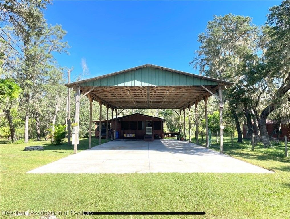 1202 Morgan Grice Road, Wauchula, FL 33873