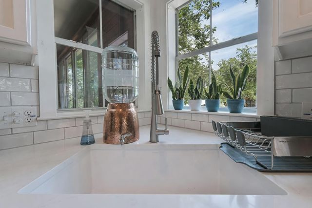 3602 S 2nd ST, Austin, TX 78704