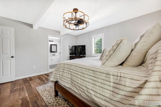 2 Bridal Oak Court, O'fallon, MO 63366