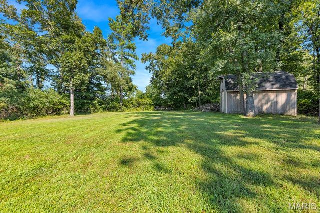 2 Bridal Oak Court, O'fallon, MO 63366