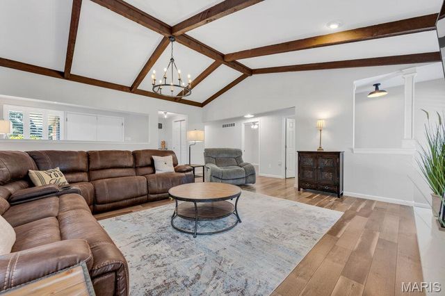2 Bridal Oak Court, O'fallon, MO 63366
