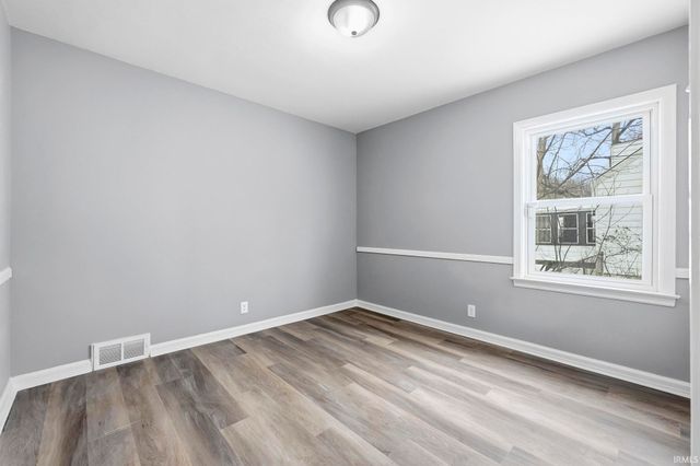 4924 Standish Drive, Fort Wayne, IN 46806