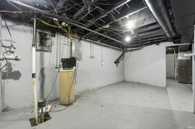 4924 Standish Drive, Fort Wayne, IN 46806