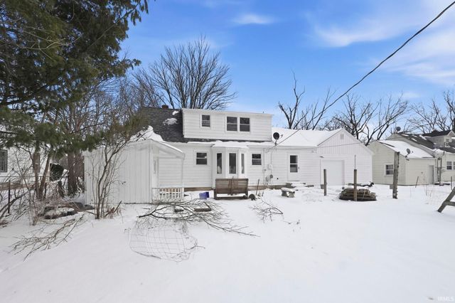 4924 Standish Drive, Fort Wayne, IN 46806