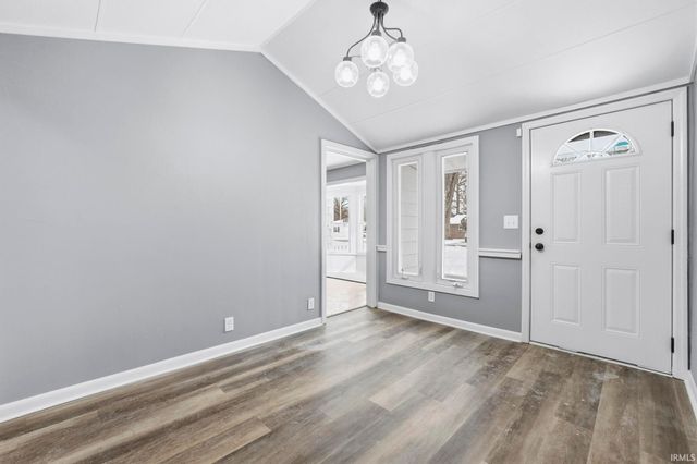 4924 Standish Drive, Fort Wayne, IN 46806