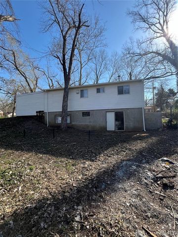 10147 Clairmont Drive, Dellwood, MO 63136