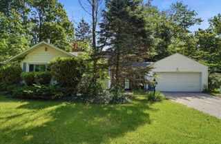 1443 Ogden Avenue, Benton Charter Twp, MI 49022