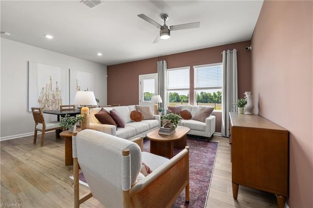 507 Prosecco Drive, Thomasville, NC 27360