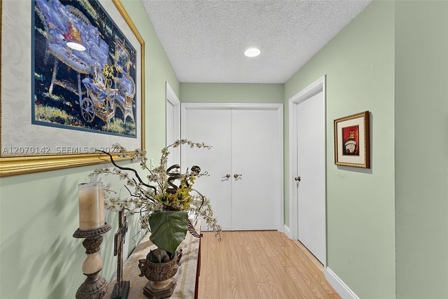 15735 SW 153rd Ave, Miami, FL 33187