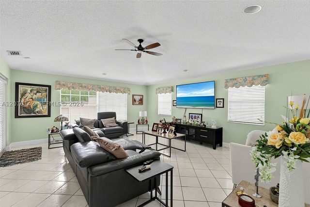 15735 SW 153rd Ave, Miami, FL 33187