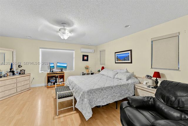 15735 SW 153rd Ave, Miami, FL 33187