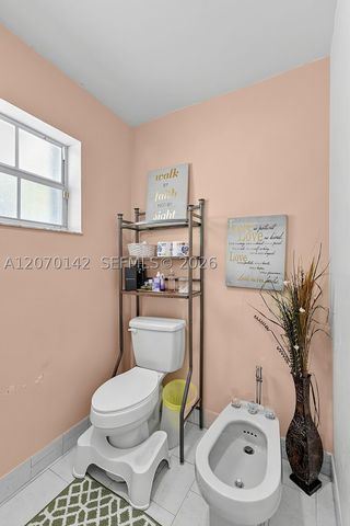 15735 SW 153rd Ave, Miami, FL 33187