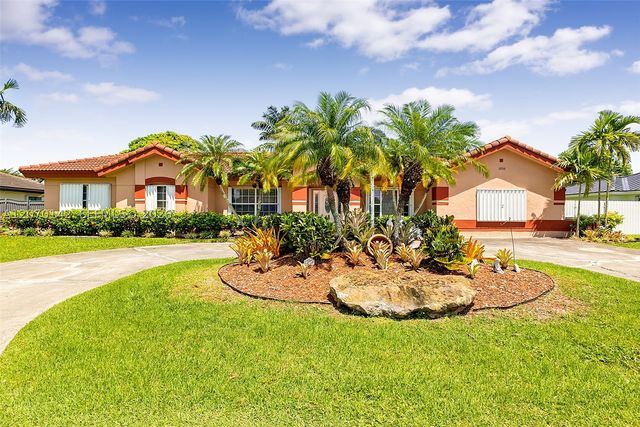15735 SW 153rd Ave, Miami, FL 33187