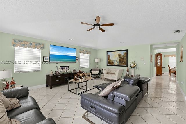 15735 SW 153rd Ave, Miami, FL 33187