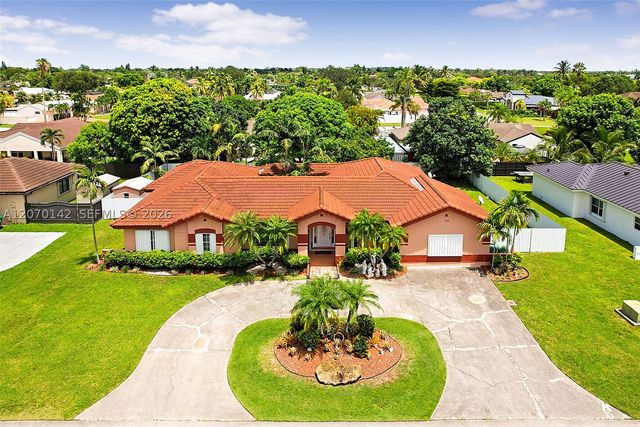 15735 SW 153rd Ave, Miami, FL 33187