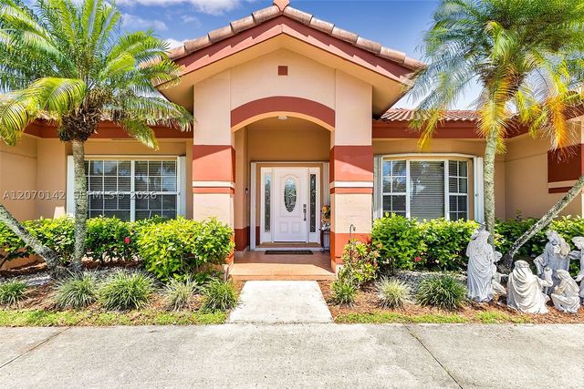 15735 SW 153rd Ave, Miami, FL 33187