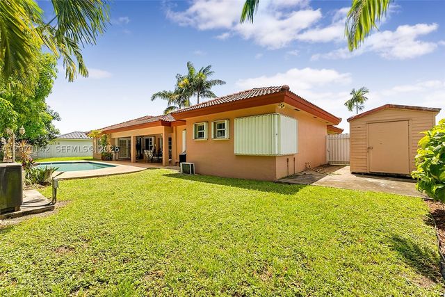 15735 SW 153rd Ave, Miami, FL 33187