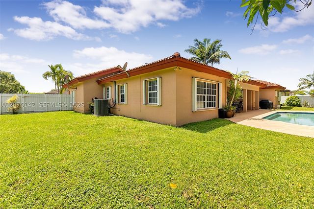 15735 SW 153rd Ave, Miami, FL 33187