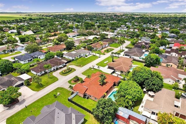 15735 SW 153rd Ave, Miami, FL 33187