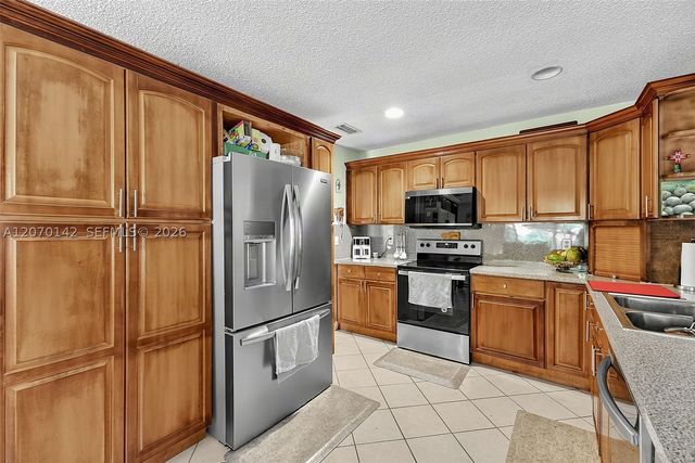 15735 SW 153rd Ave, Miami, FL 33187