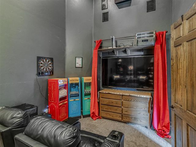 13630 S Kelly Avenue, Edmond, OK 73025
