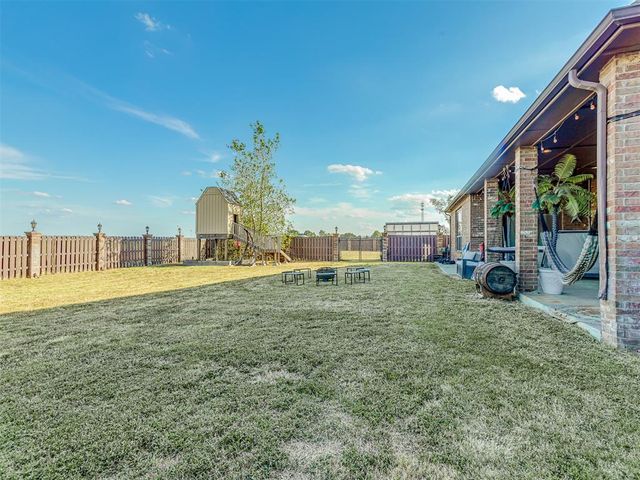 13630 S Kelly Avenue, Edmond, OK 73025