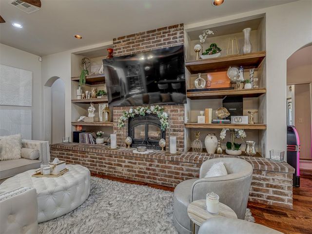 13630 S Kelly Avenue, Edmond, OK 73025