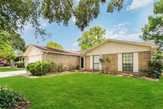 7375 Addicks Clodine Road, Houston, TX 77083