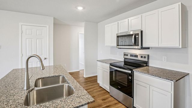 148 Wyatt WAY, Jarrell, TX 76537