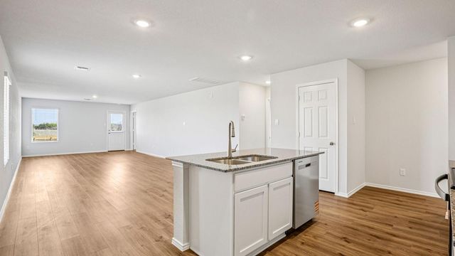 148 Wyatt WAY, Jarrell, TX 76537