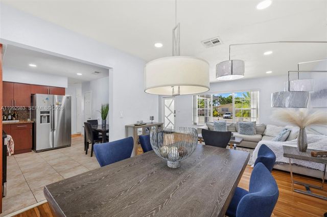 8631 SW 16th Ter, Miami, FL 33155