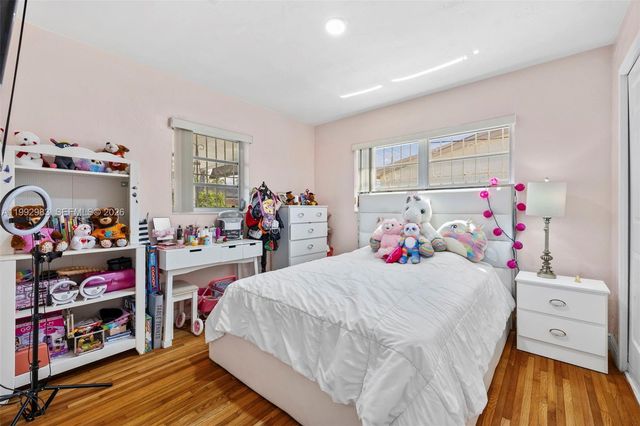 8631 SW 16th Ter, Miami, FL 33155