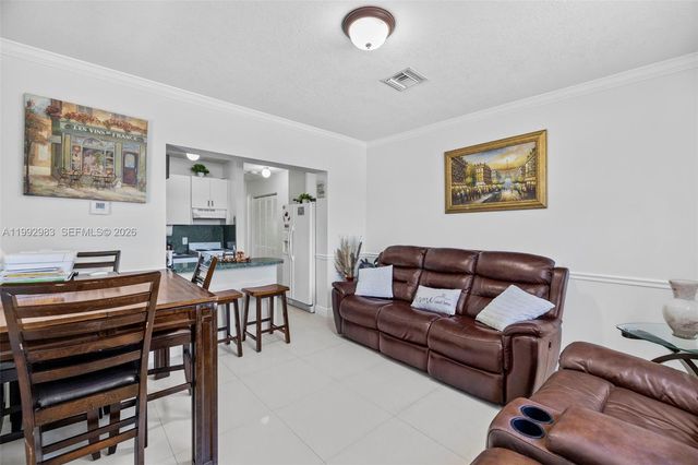 8631 SW 16th Ter, Miami, FL 33155