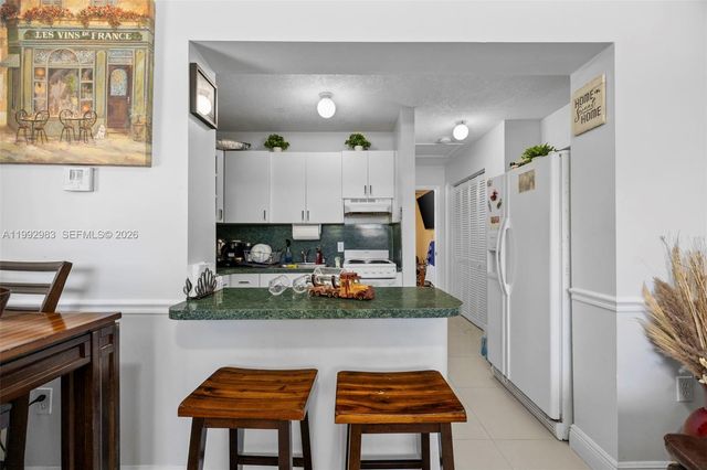 8631 SW 16th Ter, Miami, FL 33155