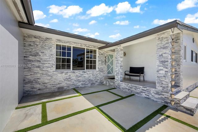 8631 SW 16th Ter, Miami, FL 33155