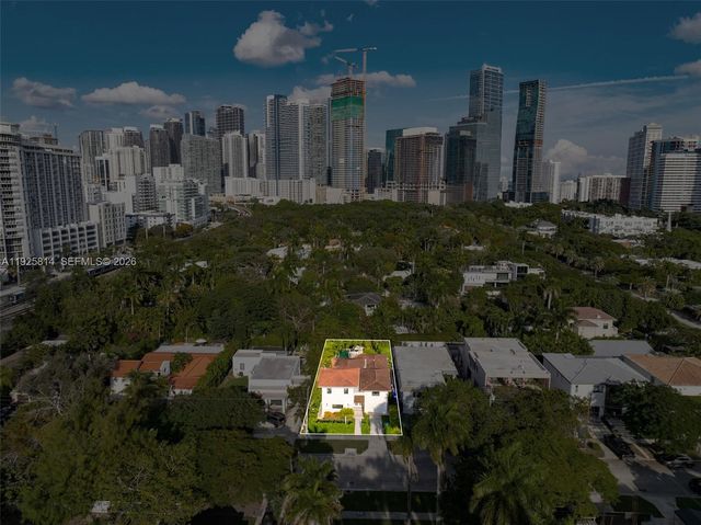 45 SW 19th Rd, Miami, FL 33129