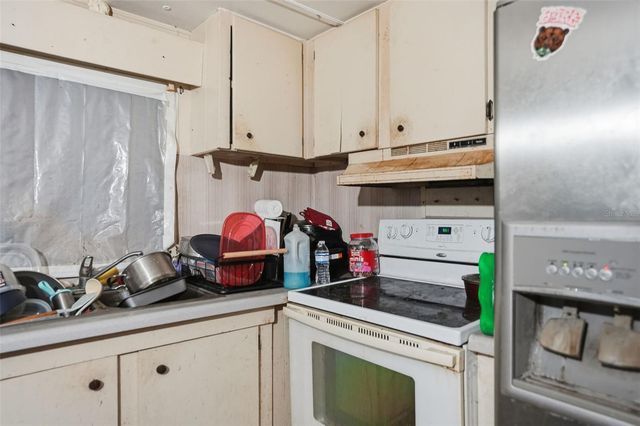 9239 OTTAWA STREET, New Port Richey, FL 34654