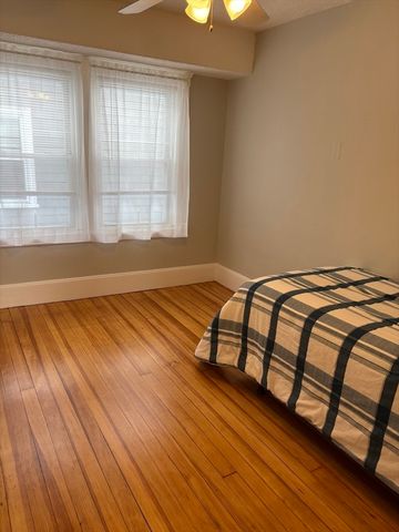 1877 Hyde Park Ave 2, Boston, MA 02136