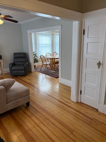 1877 Hyde Park Ave 2, Boston, MA 02136