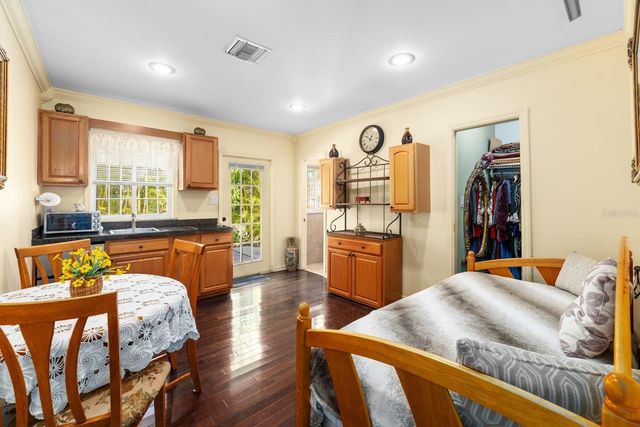 3511 W EUCLID AVENUE, Tampa, FL 33629