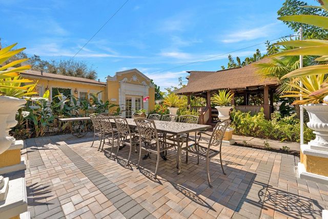 3511 W EUCLID AVENUE, Tampa, FL 33629