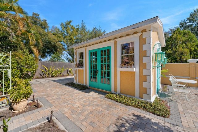 3511 W EUCLID AVENUE, Tampa, FL 33629