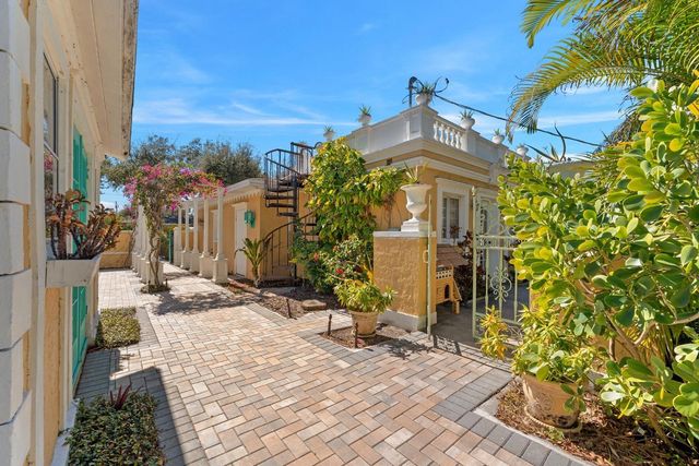 3511 W EUCLID AVENUE, Tampa, FL 33629