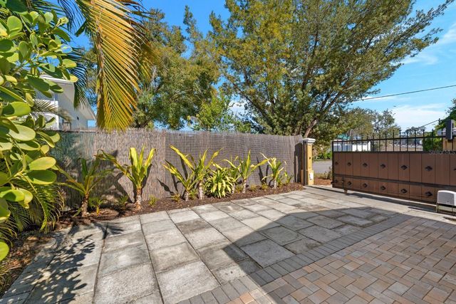 3511 W EUCLID AVENUE, Tampa, FL 33629