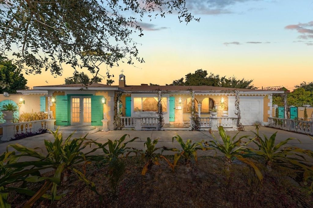 Image 1 of property listing at 3511 W EUCLID AVENUE, Tampa, FL 33629